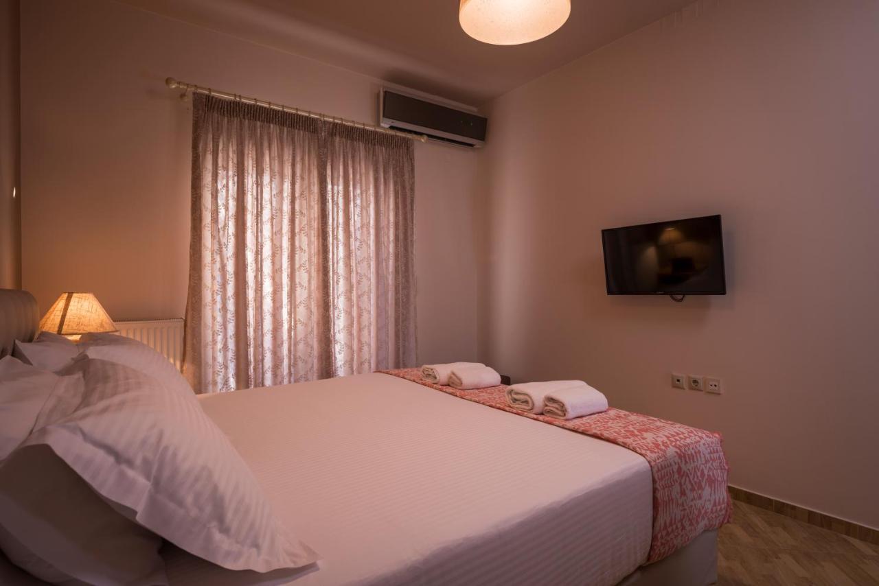Antonia Blue Villa Mourniai Exterior photo