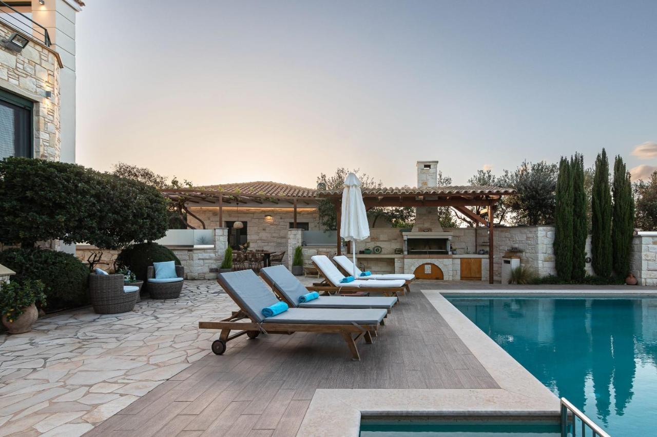 Antonia Blue Villa Mourniai Exterior photo
